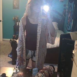 Floral kimono/cardigan